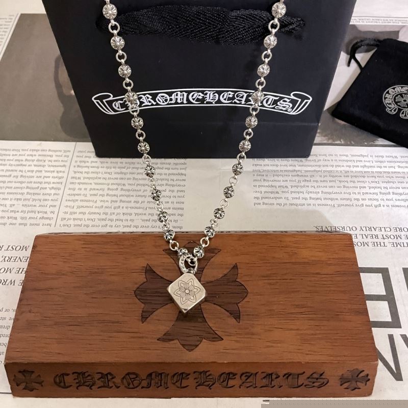 Ch**me He**ts necklaces